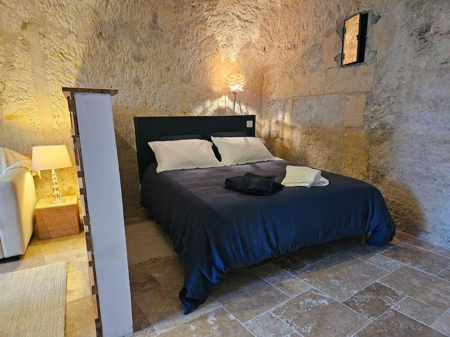 Charmante Maison Troglodyte Loire Valley Rochecorbon Buitenkant foto